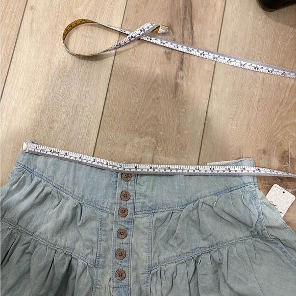 We The Free Fleur Denim Shorts - Picture 7 of 8